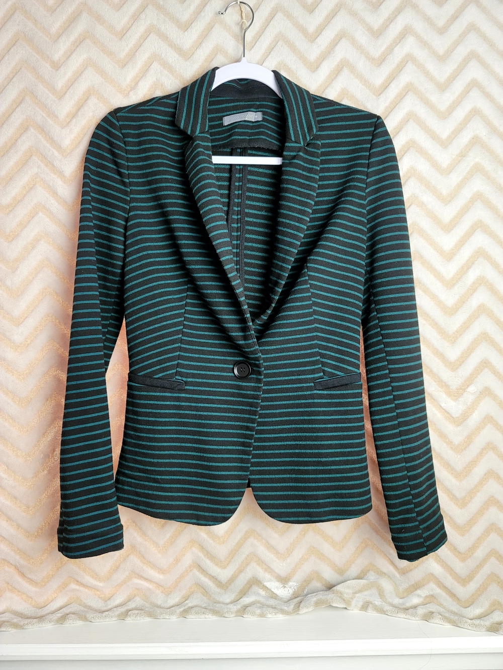 Olivia Moon Black & Teal Striped Single-Button Blazer